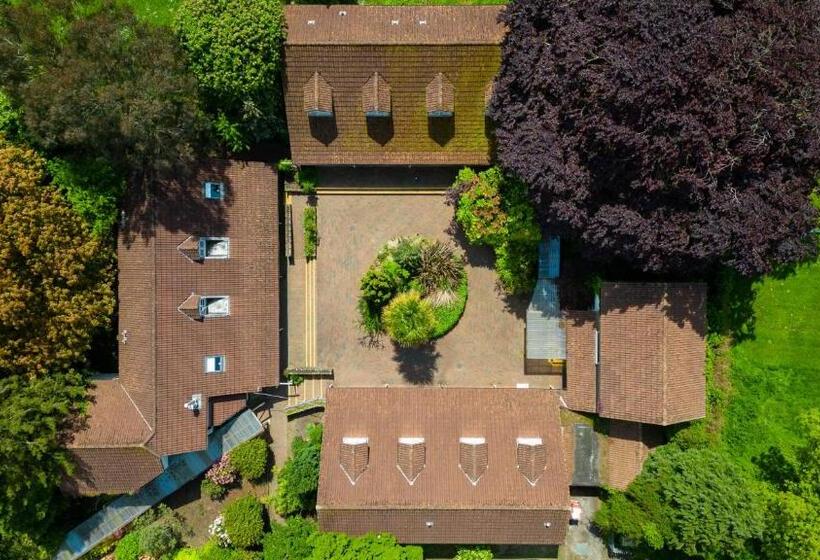 فندق Cedars Inn By Greene King Inns