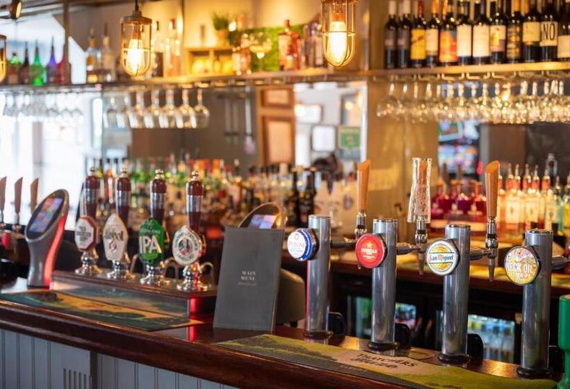 فندق Cedars Inn By Greene King Inns