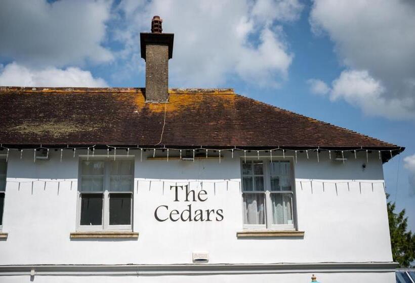 فندق Cedars Inn By Greene King Inns