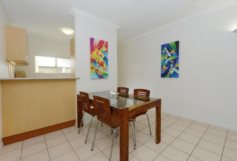 هتل Central Plaza Port Douglas