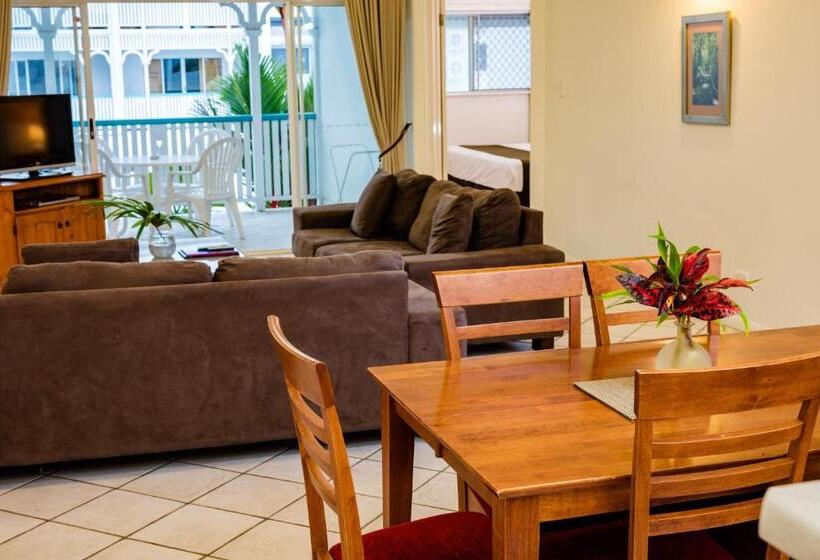 בית מלון כפרי City Terraces Cairns