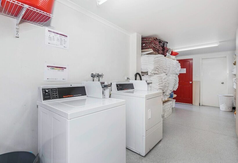 هتل Citywalk Motor Inn