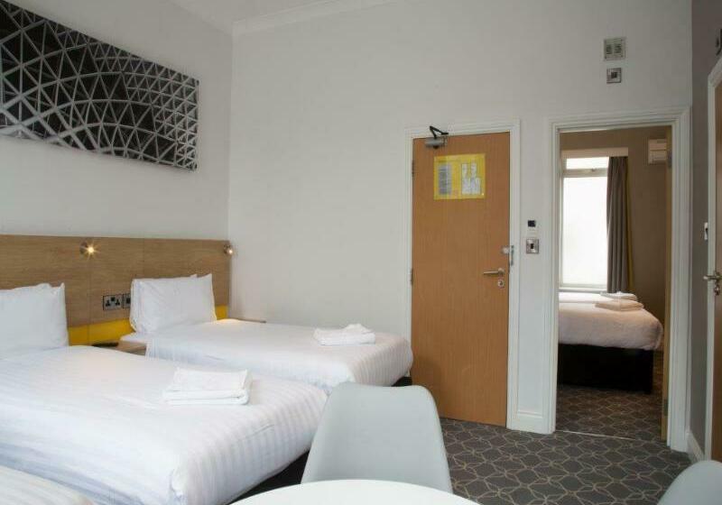 Отель Comfort Inn & Suites Kings Cross St. Pancras