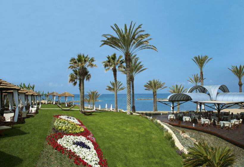 Отель Constantinou Bros Pioneer Beach