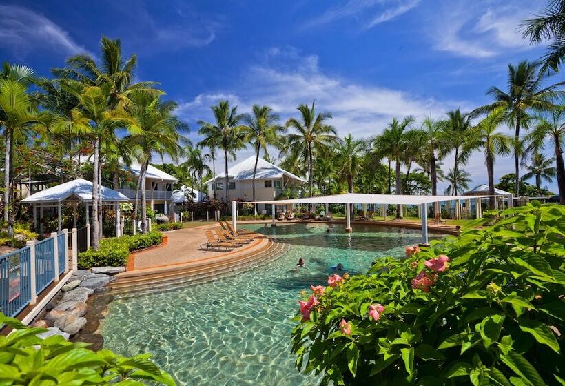 酒店 Coral Sands Beachfront Resort