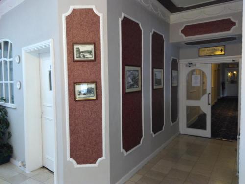 בית מלון כפרי The Crown