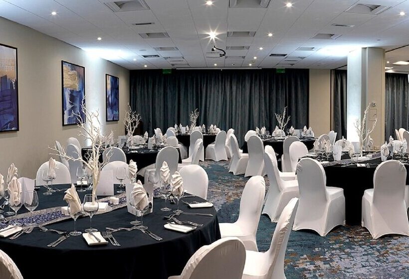 호텔 Crowne Plaza Stratford Upon Avon, An Ihg