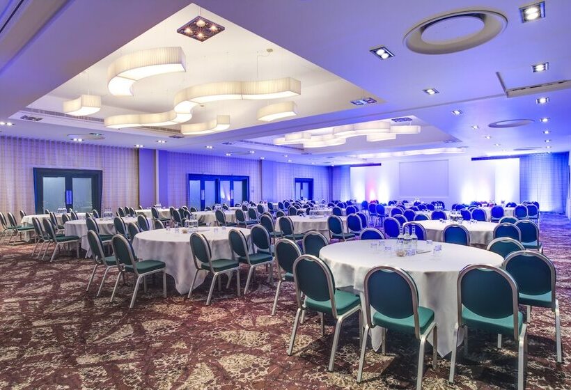 호텔 Crowne Plaza Stratford Upon Avon, An Ihg