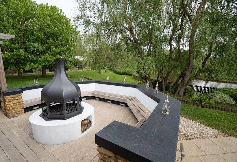 호텔 Crowne Plaza Stratford Upon Avon, An Ihg