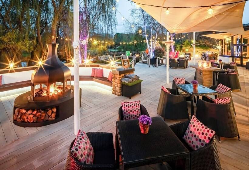 호텔 Crowne Plaza Stratford Upon Avon, An Ihg