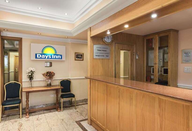 هتل Days Inn Hyde Park