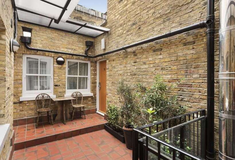 בית מלון כפרי Days Inn Hyde Park