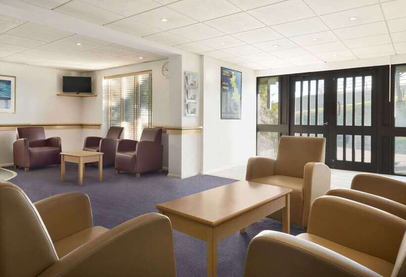 Days Inn Hotel Membury