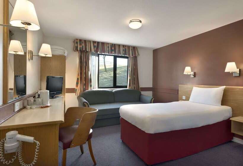 Days Inn Hotel Membury