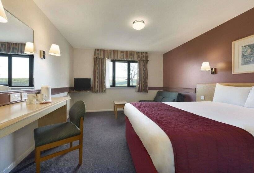 Days Inn Hotel Membury