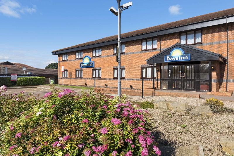 Days Inn Hotel Warwick South   Southbound M40