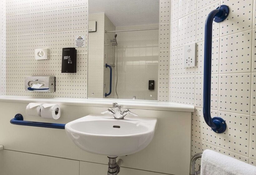 Days Inn Hotel Warwick South   Southbound M40