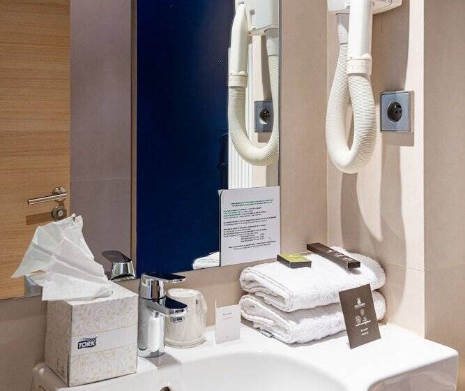 ホテル De La Cite