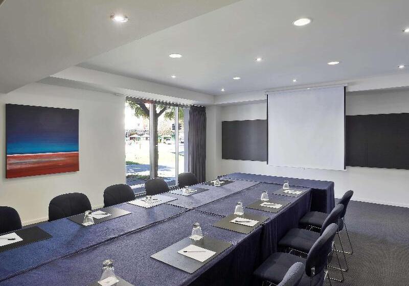 ホテル East Perth Suites