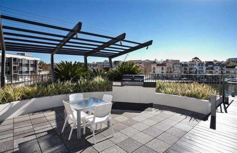 ホテル East Perth Suites