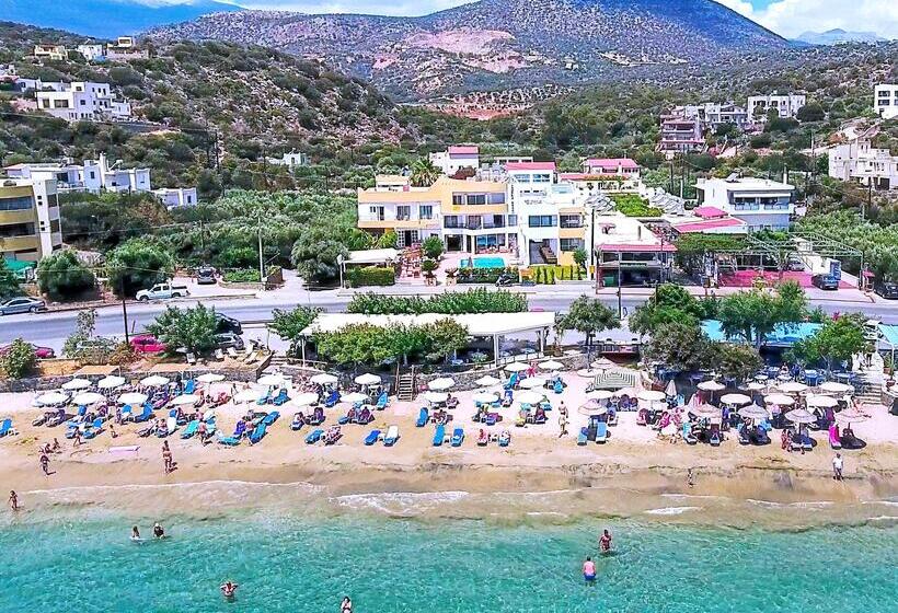 בית מלון כפרי Faedra Beach