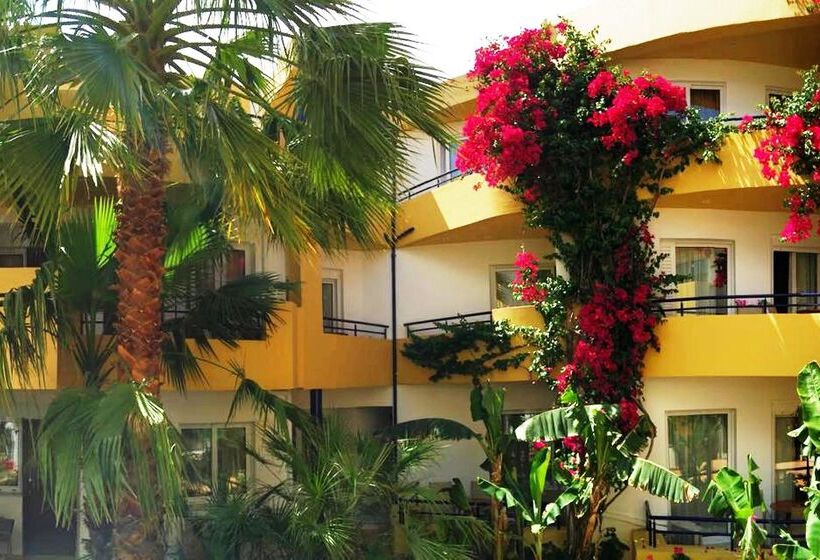 فندق Faedra Beach