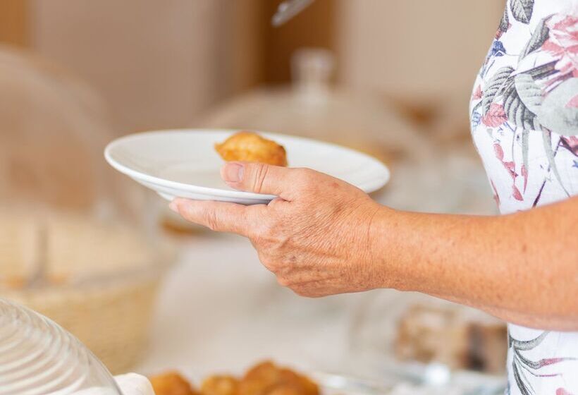 فندق Faedra Beach