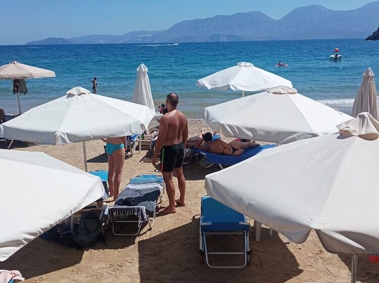 فندق Faedra Beach