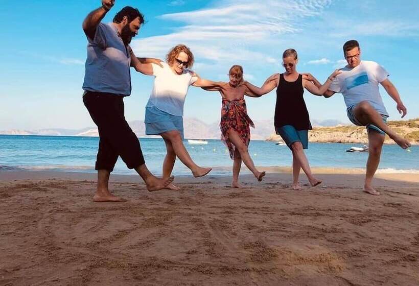 בית מלון כפרי Faedra Beach