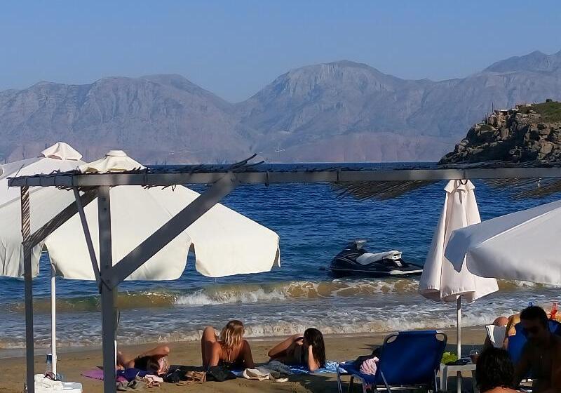 فندق Faedra Beach