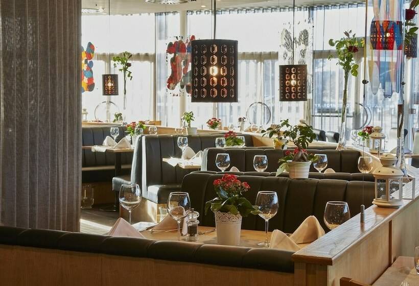 酒店 Future Inn Cardiff Bay