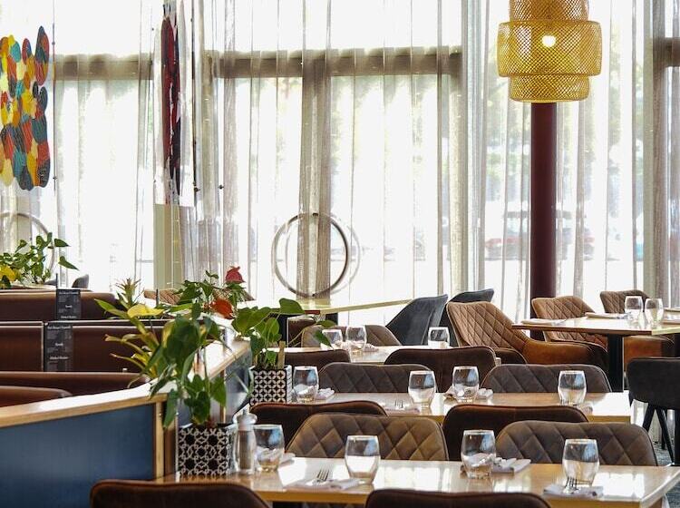 酒店 Future Inn Cardiff Bay