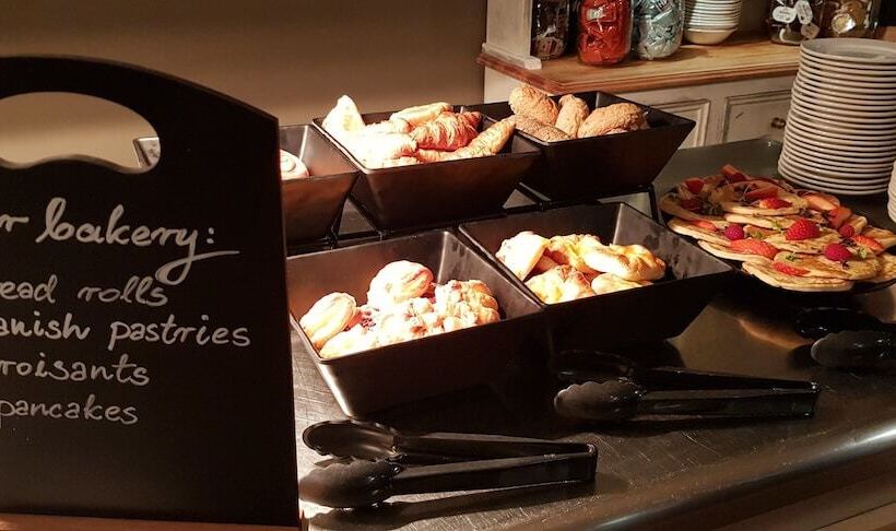 酒店 Future Inn Cardiff Bay