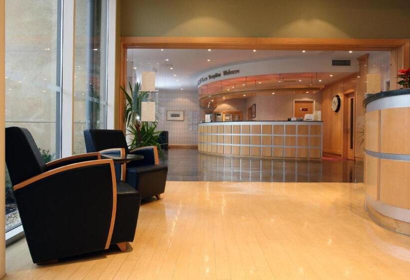 酒店 Future Inn Cardiff Bay