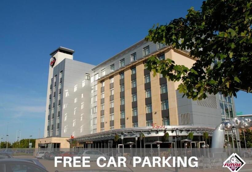 酒店 Future Inn Cardiff Bay