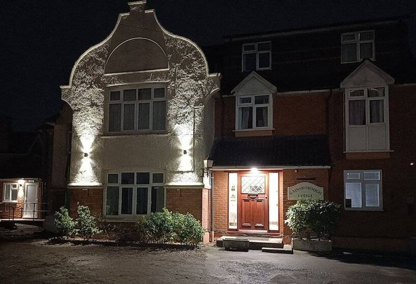 בית מלון כפרי Gainsborough Lodge