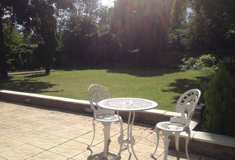 בית מלון כפרי Gainsborough Lodge