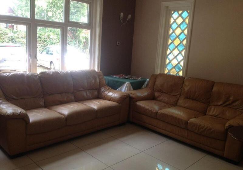 בית מלון כפרי Gainsborough Lodge