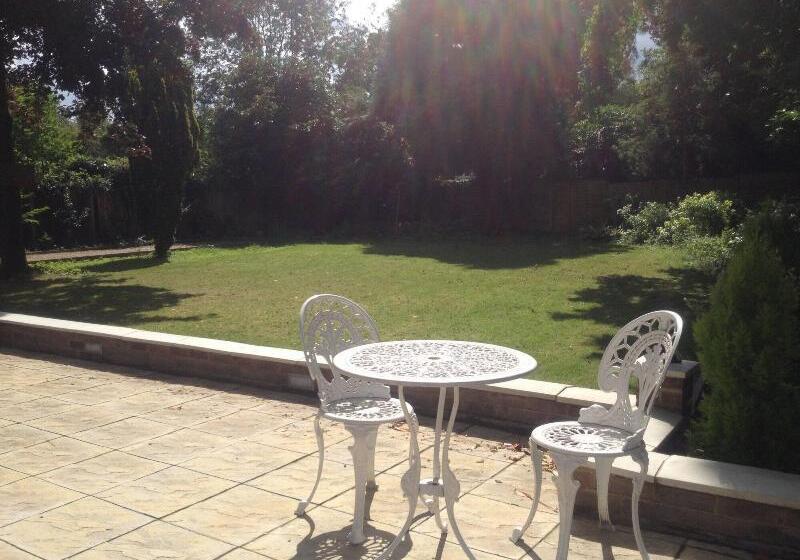 בית מלון כפרי Gainsborough Lodge