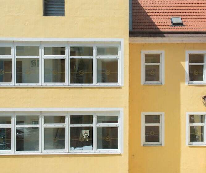 Garten  Und Kunsthotel Gabriel City