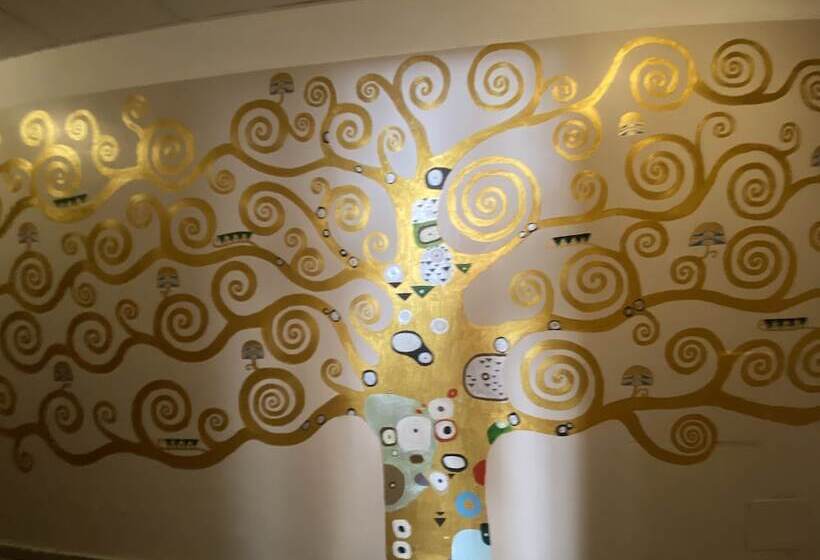 Garten  Und Kunsthotel Gabriel City