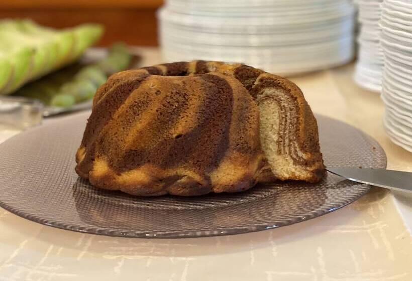 Garten  Und Kunsthotel Gabriel City