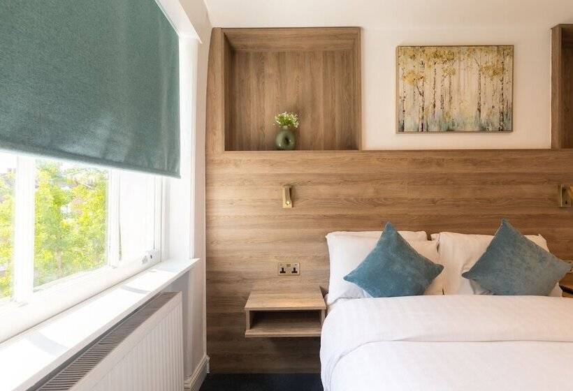 Отель The Chapter Griffin House