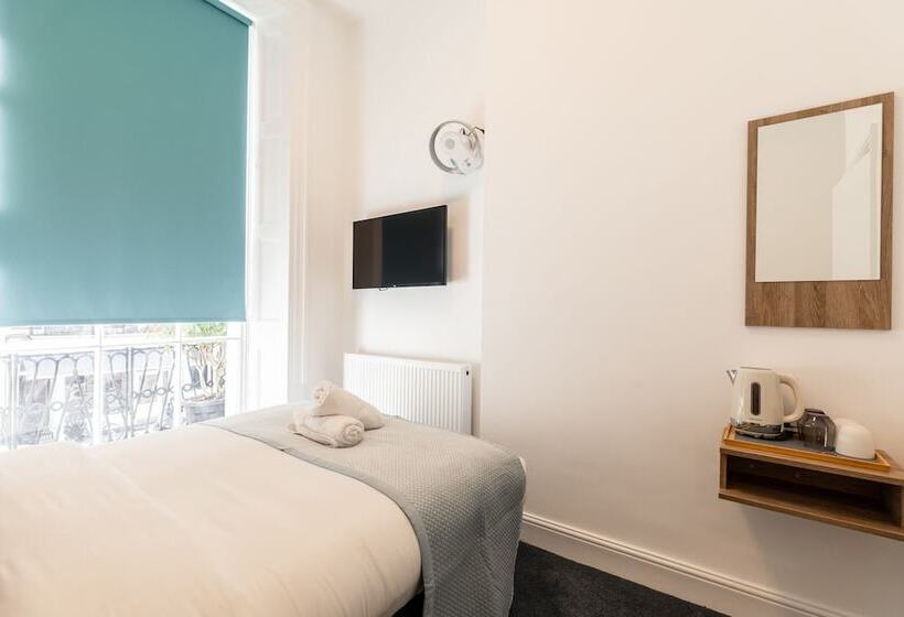 Отель The Chapter Griffin House