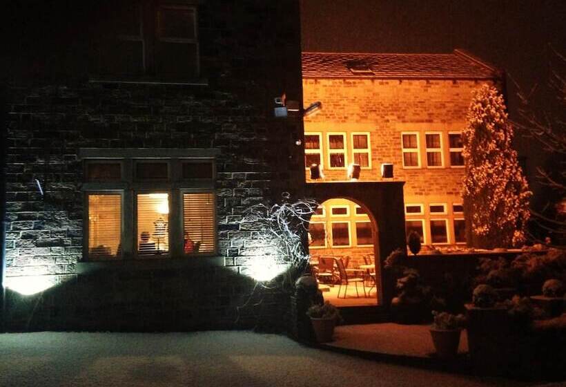 فندق Heath Cottage