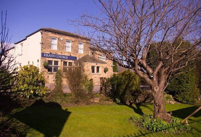 فندق Heath Cottage