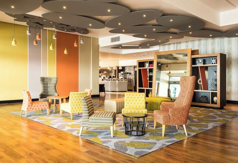 Отель Holiday Inn Brighton Seafront, An Ihg