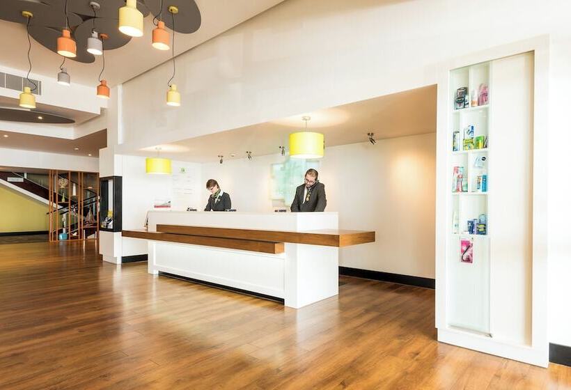 Отель Holiday Inn Brighton Seafront, An Ihg