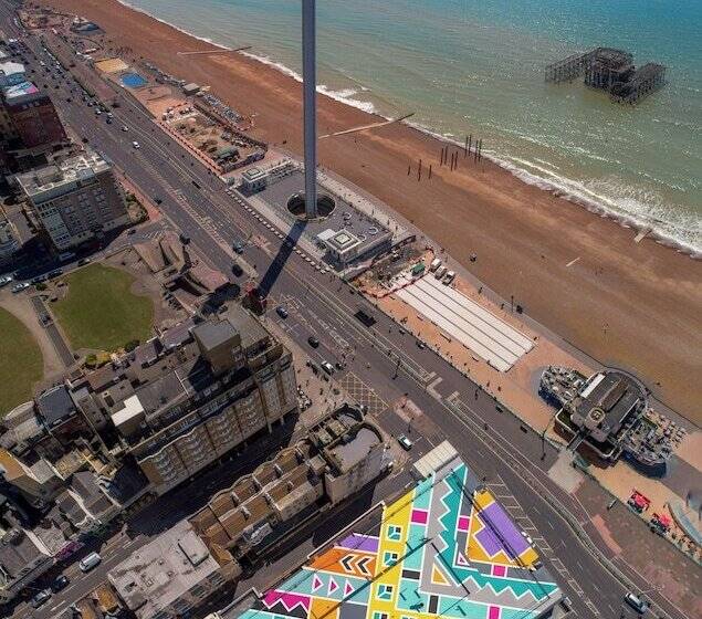 Отель Holiday Inn Brighton Seafront, An Ihg