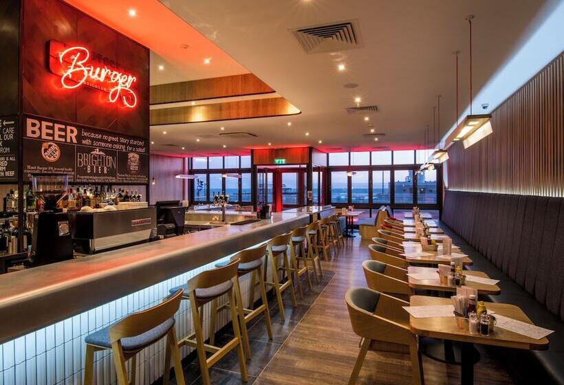 Отель Holiday Inn Brighton Seafront, An Ihg